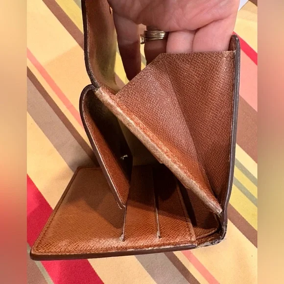 Authentic Vintage Louis Vuitton Compact Wallet - Picture 11 of 13